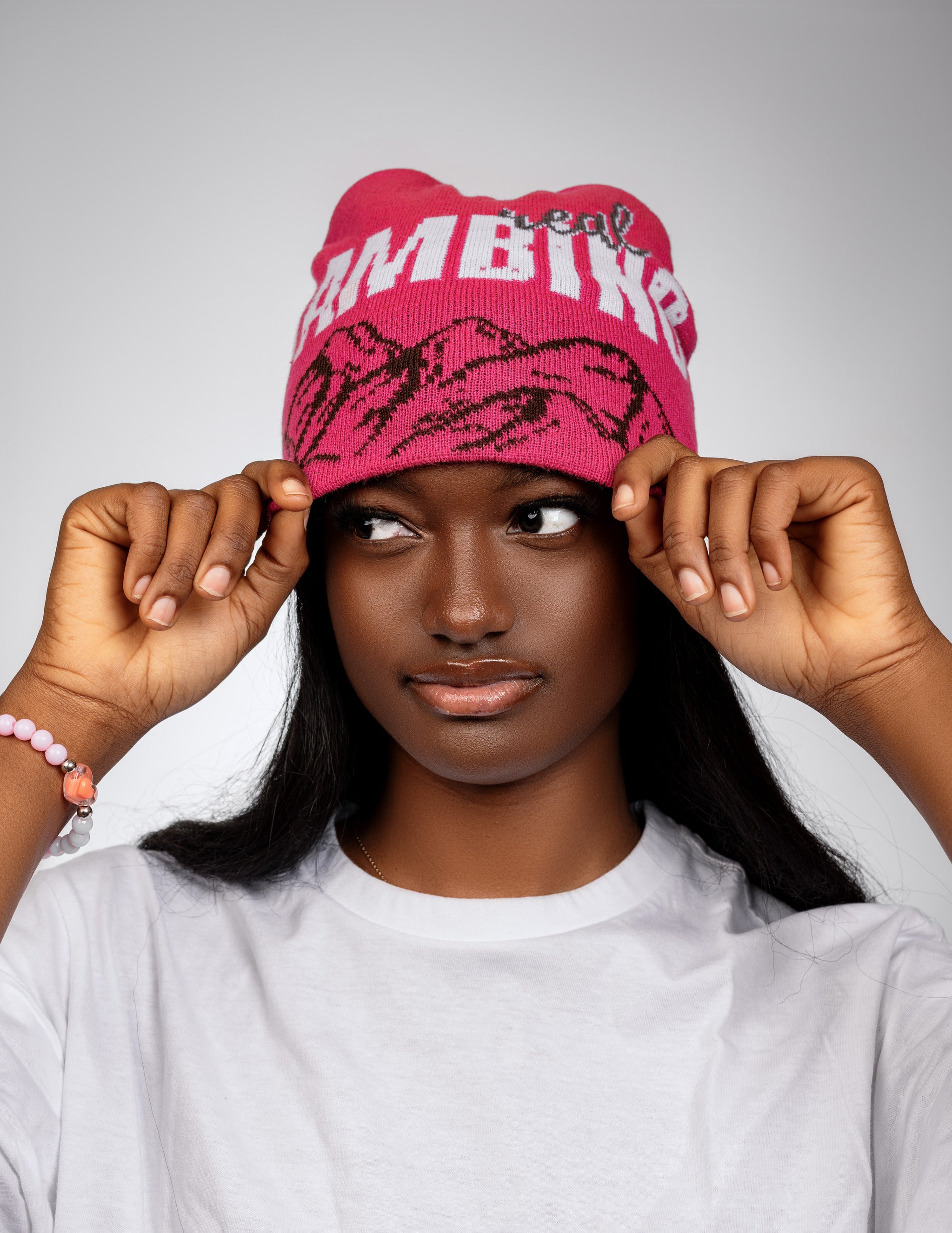 Real Gambino Beenie - pink & black